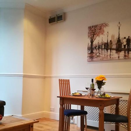 Bright And Airy, 1 Bedroom, Ground Floor Apartment, Uplands, スウォンジー エクステリア 写真
