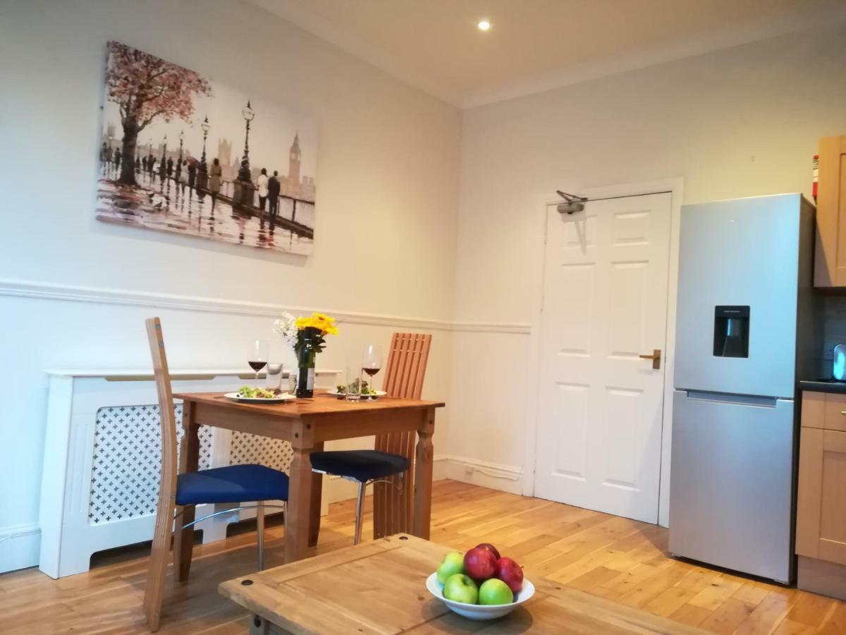 Bright And Airy, 1 Bedroom, Ground Floor Apartment, Uplands, スウォンジー エクステリア 写真